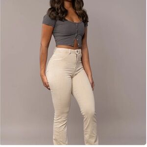 FITJEANS Womens Pastel Flared - Sand
Medium